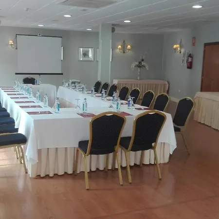 Fc Infantas De Hotel León