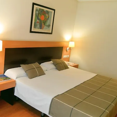 Hotel Fc Infantas De 3*