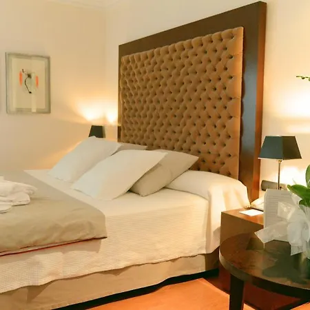 Hotel Fc Infantas De León
