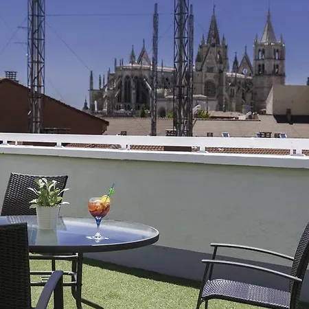 Hotel Fc Infantas De