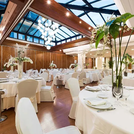 Fc Infantas De 호텔 레온