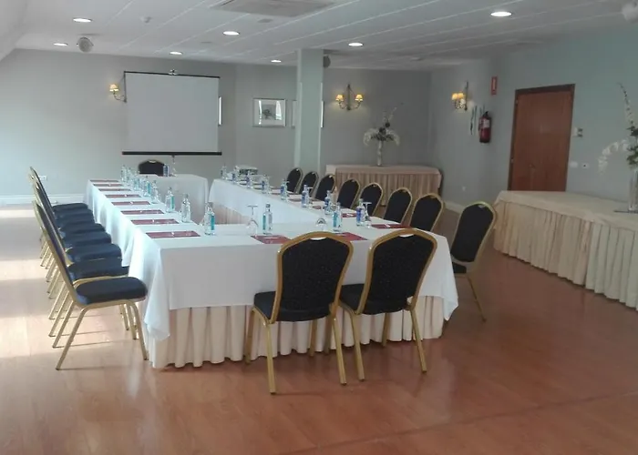 Fc Infantas De Hotel León