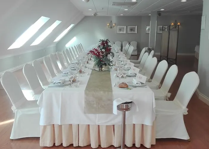 Fc Infantas De 호텔 3*