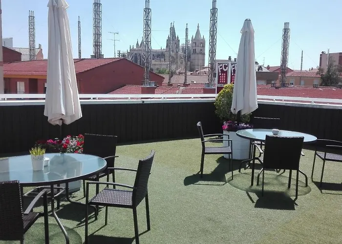 Hotel Fc Infantas De León