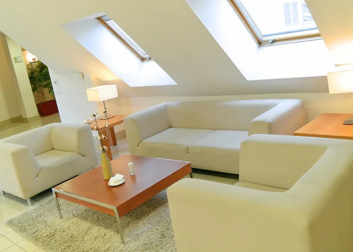 Fc Infantas De Hotel León