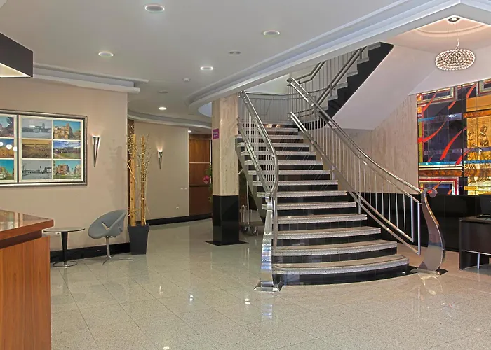 Hotel Fc Infantas De León